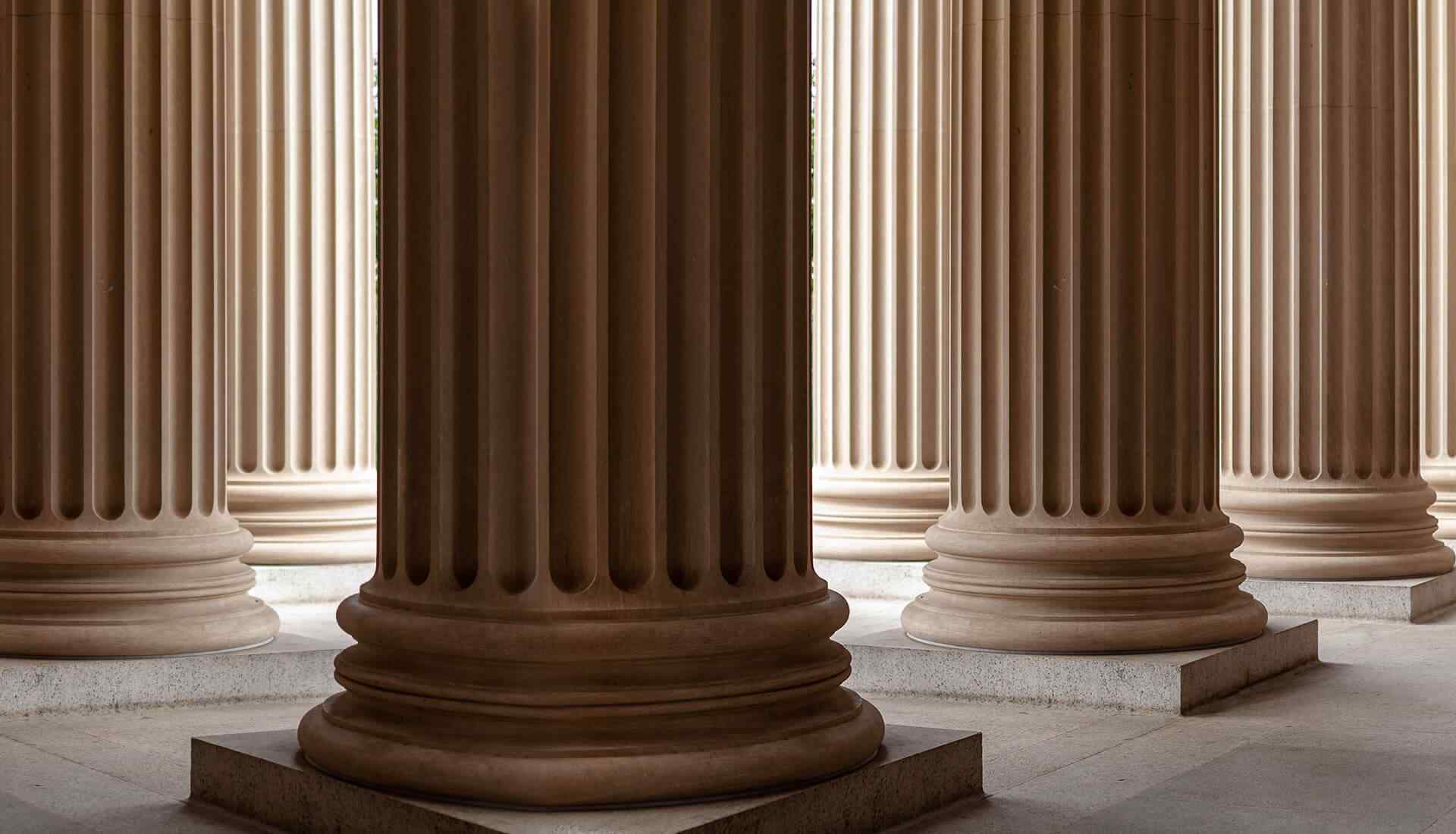 https://ecminchellalaw.com/wp-content/uploads/2019/10/background_01.jpg